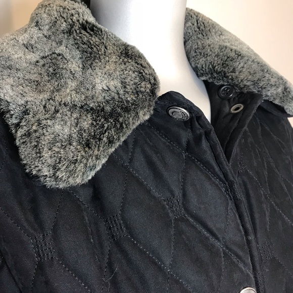 Detachable Fur Collar TopCoat - Picture 3 of 5